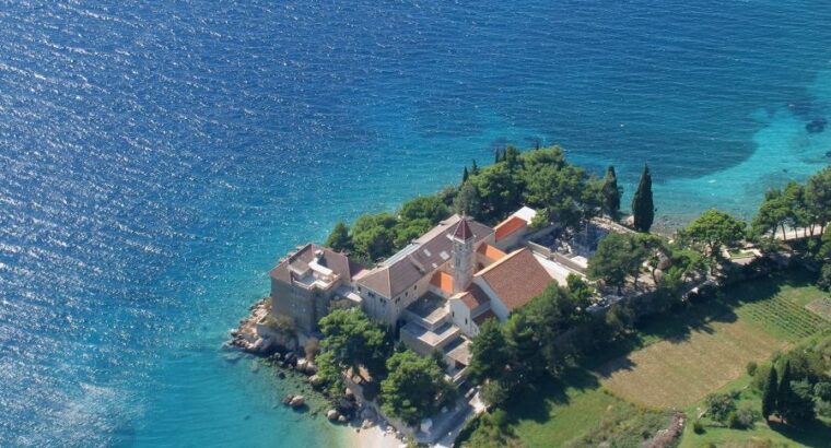 Bol, otok Brač