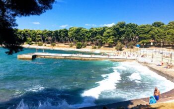 Plaža Valkane, Pula