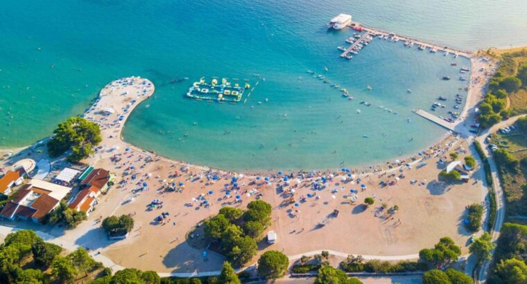 Plaža Zaton, Zaton