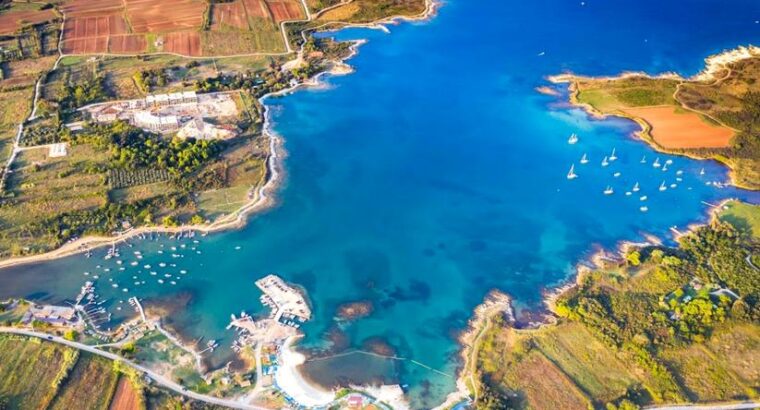 Uvala Kuje, Ližnjan