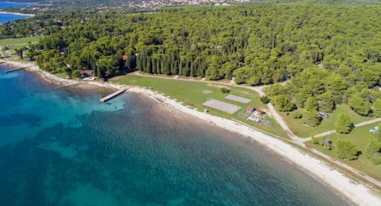 Plaža Pineta, Fažana