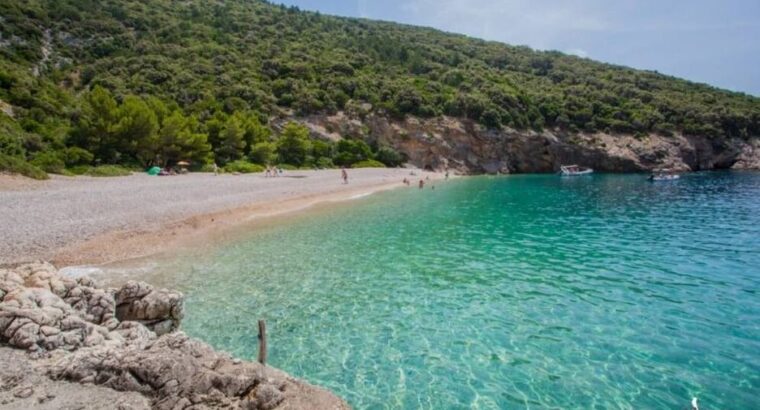 Plaža Plave grote – Lubenica, Cres