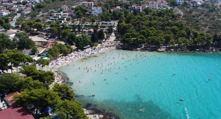 Plaža Slanica, Murter