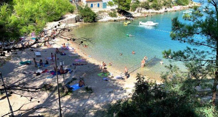 Plaža Valdarke, Mali Lošinj