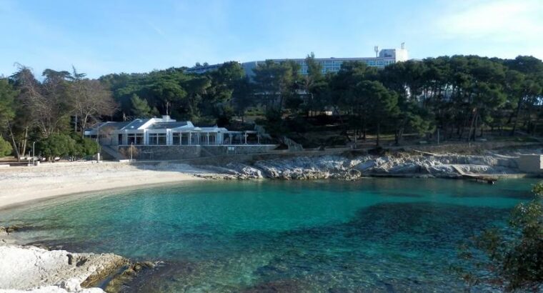 Plaža Veli žal, Mali Lošinj