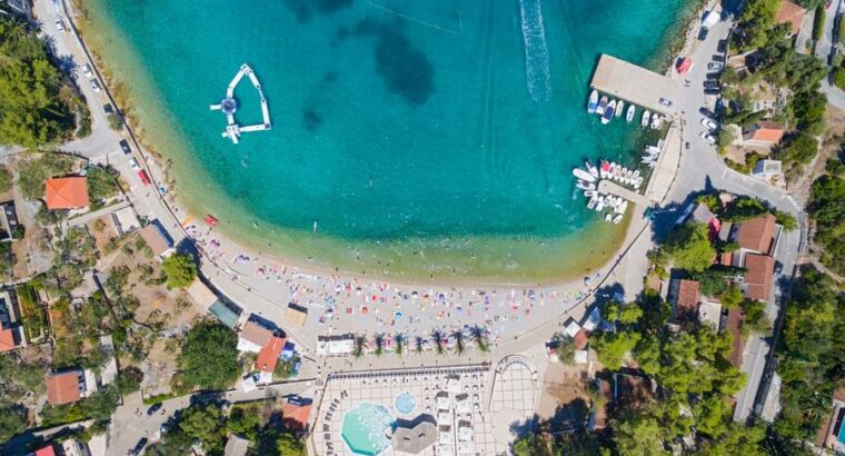 Nečujam, otok Šolta