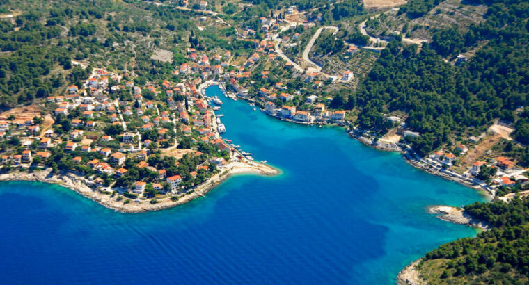 Stomorska, otok Šolta