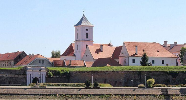 Crkva Uzvišenja sv. Križa, Osijek
