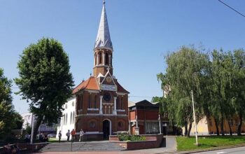 Trg bana Josipa Jelačića, Osijek