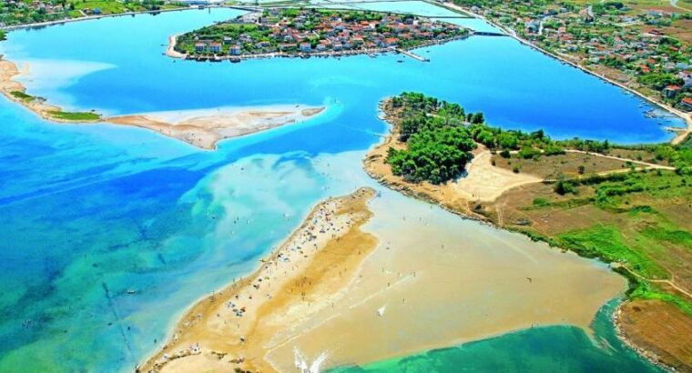 Kraljičina plaža, Nin