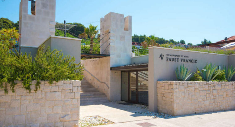 Memorijalni centar Faust Vrančić