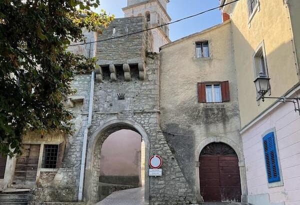 Pićan