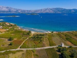 Plaža Bilin žal, Lumbarda