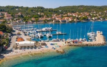 Plaža Marina, Lumbarda