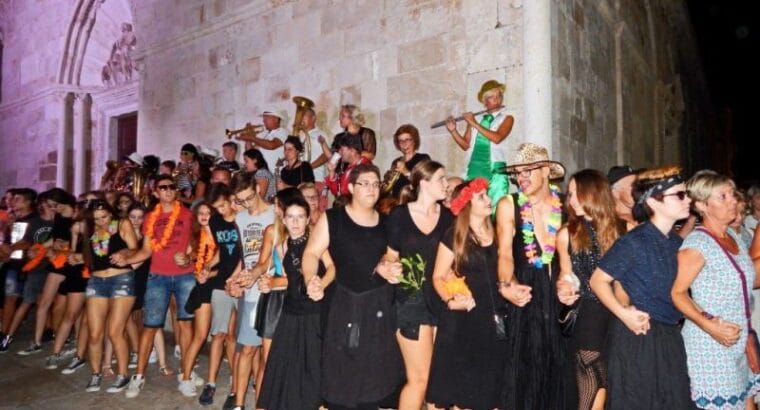 Paški litnji karneval
