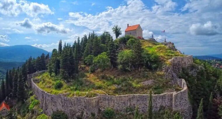 Stari grad Sinj