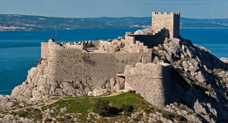 Tvrđava Starigrad (Fortica), Omiš