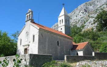 Crkva sv. Ante Padovanskog, selo Duće