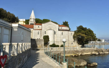 Crkva sv. Jakova, Opatija