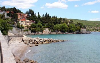 Plaža Črnikovica, Opatija