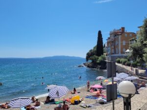 Plaža Lipovica, Opatija