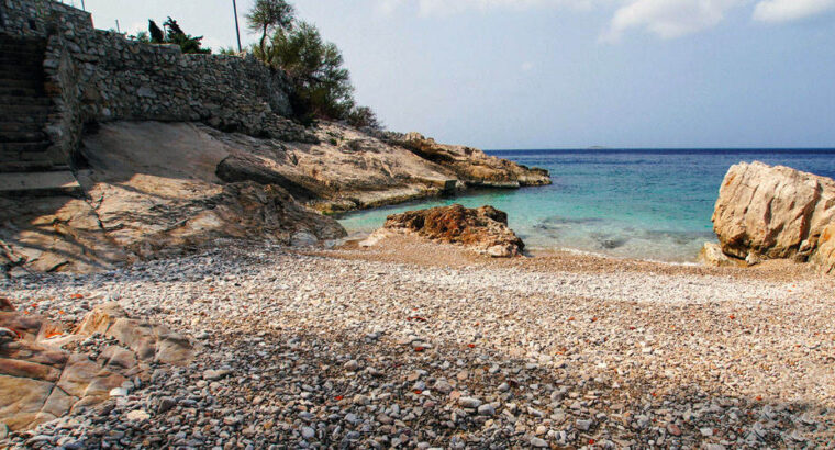 Plaža Rosi, Primošten