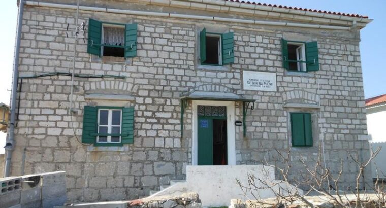 Svjetionik Sveti Ivan