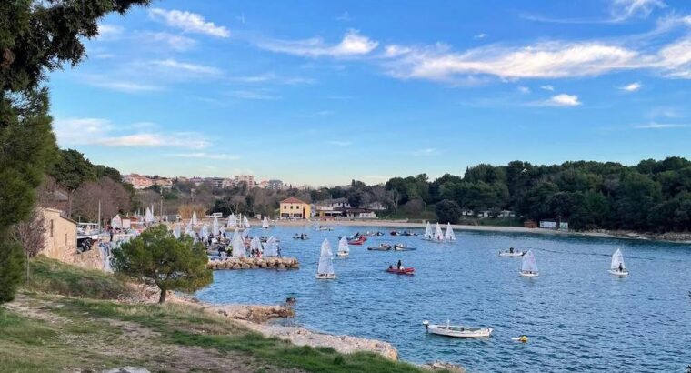 Plaža Valsaline, Pula