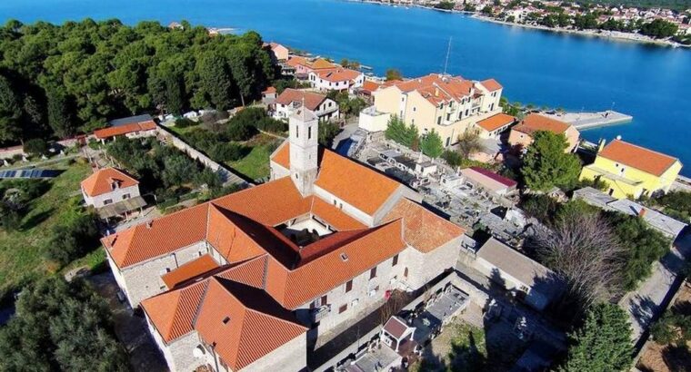Otok Krapanj