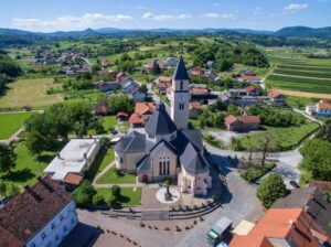 Crkva Presvetog Trojstva, Krašić