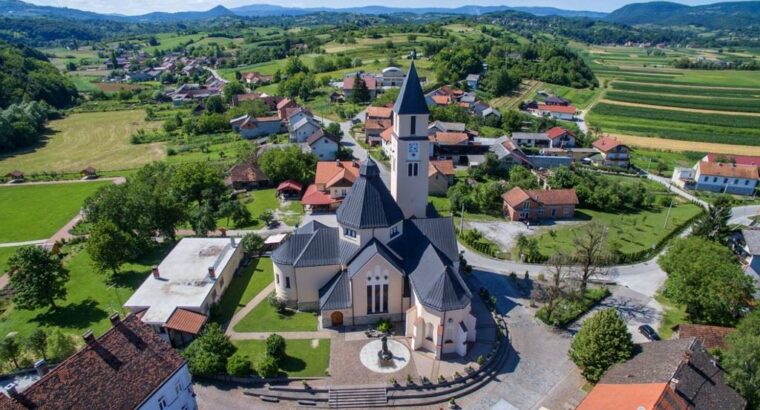 Crkva Presvetog Trojstva, Krašić