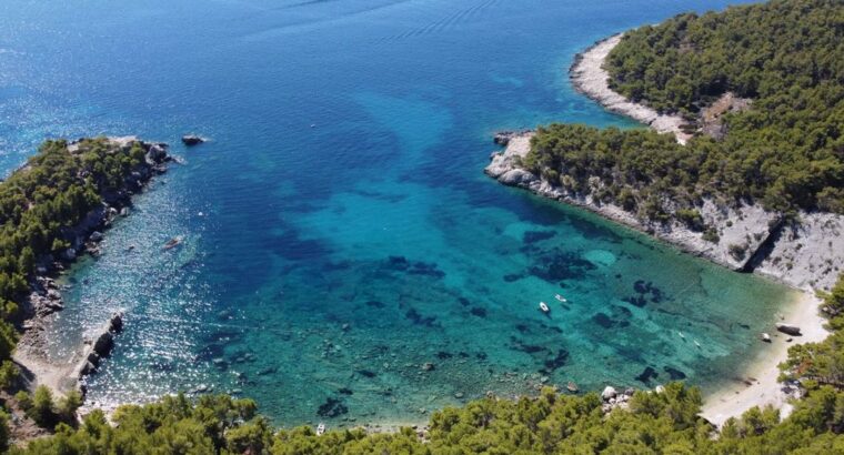 Plaža Borče, otok Hvar