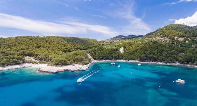 Plaža Borče, otok Hvar