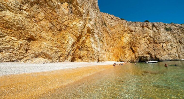 Zlatna plaža, otok Krk